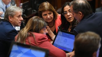 El Gobierno busca aprobar Propiedad Privada pero el escándalo con Adorni complica sus planes
