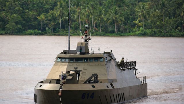 Gobierno evalúa continuar construcción de patrulleras iniciada por astillero español Cardama