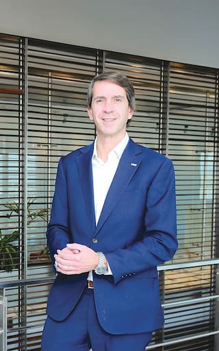 El hombre detrás de los u$s 3000 millones que YPF consiguió para financiar su salto