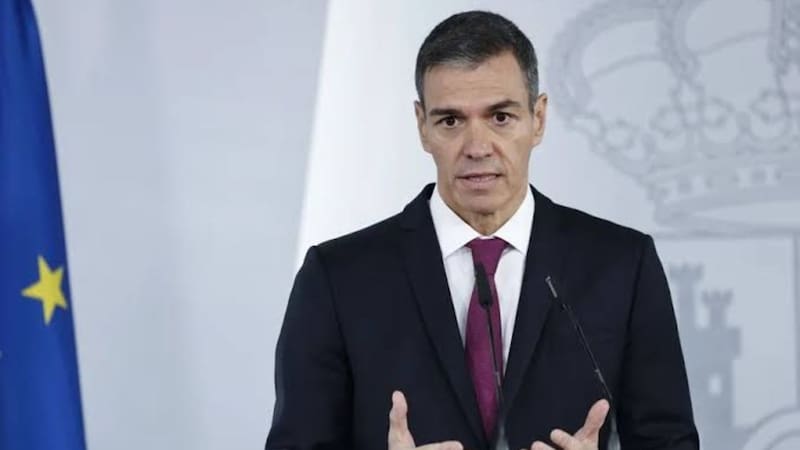 Pedro Sánchez defiende la regularización de inmigrantes frente a las críticas europeas: “Hable con el Vaticano”