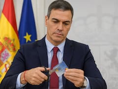 Es oficial | España prohíbe a los bancos emitir tarjetas de crédito en estos casos