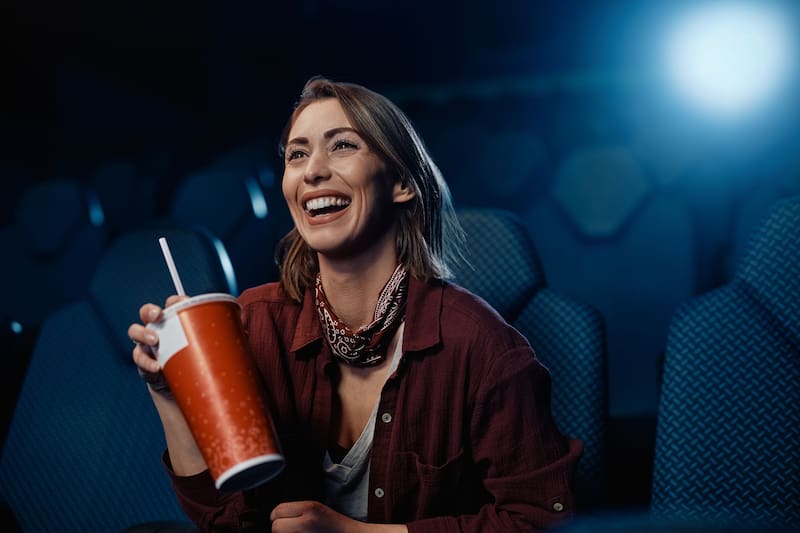 Este evento permite ver peliculas clásicas y estrenos en el cine a un precio promocional.