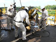 Ajuste de calificaciones | Pemex y CFE se hunden en el pantano fiscal: S&P empeora su perspectiva