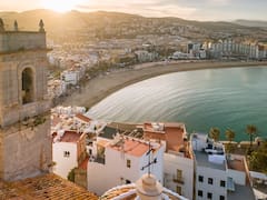 El pequeño pueblo de España con historia y paisajes naturales que enamora a turistas y locales: ideal para una escapada otoñal