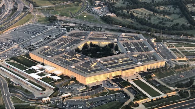 Aterrizan en el país cuatro aviones de guerra del Pentágono: dominan el campo de batalla y están entre los más poderosos del mundo