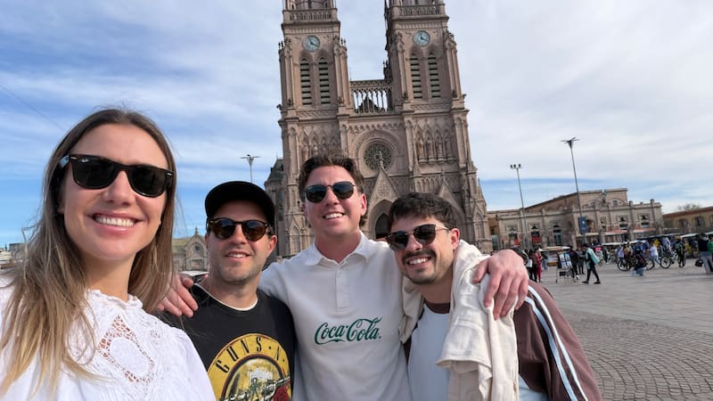 Crearon el “Airbnb” de las peregrinaciones religiosas para encontrar alojamiento, restaurantes y traslados