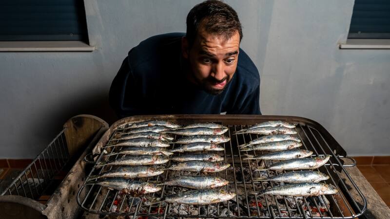 Qué alimentos pueden ayudar a cuidar la salud cerebral y la memoria según el médico Rodrigo Arteaga y qué hábitos diarios recomienda la ciencia para proteger el cerebro.