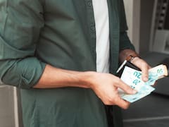 El Gobierno confirma que ahora los mayores de 23 años que vivan con sus padres podrán recibir el IMV: cuáles son los requisitos