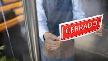 Se despide la cadena de comida rápida más popular del país: al menos 200 tiendas cerrarán sus puertas para siempre