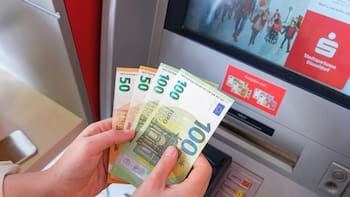 Sucesiones | Heredé una cuenta bancaria pero otra persona está retirando dinero, ¿Qué debo hacer en este caso?