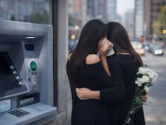 El BdE advierte a los titulares de una cuenta bancaria conjunta que si uno fallece el otro no podrá sacar dinero