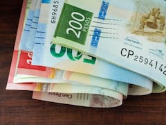 El SAT declaró la “guerra” y va contra los mexicanos que ahorran dinero en efectivo: estos son los riesgos de tener pesos en casa