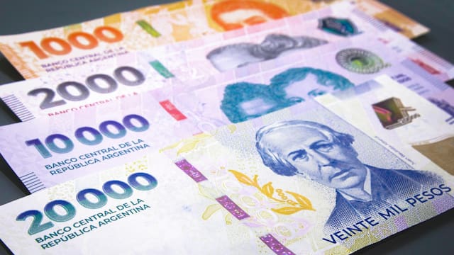 Carry trade dejó ganancias de 13% en dólares en marzo: ¿seguirá en abril?