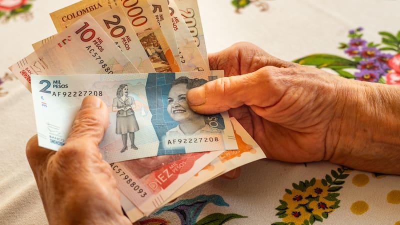 La Corte Suprema de Justicia ordena a Colpensiones y demás fondos privados de pensiones indemnizar a los afiliados por retrasos en el pago de las mesadas.
