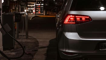 Hoy No Circula: los autos que no pueden transitar este miércoles 19 de noviembre