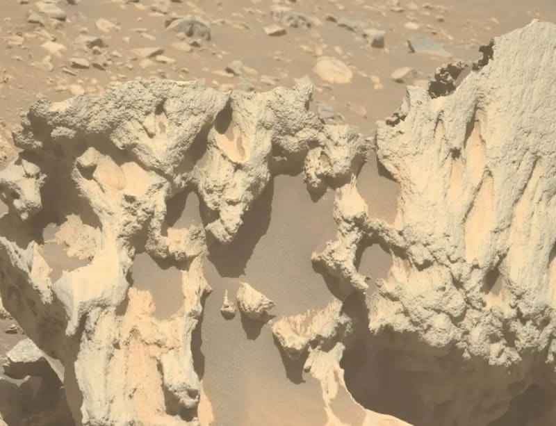 Asi luce Phippsaksla, la roca captura en Marte que es un misterio para los científicos.