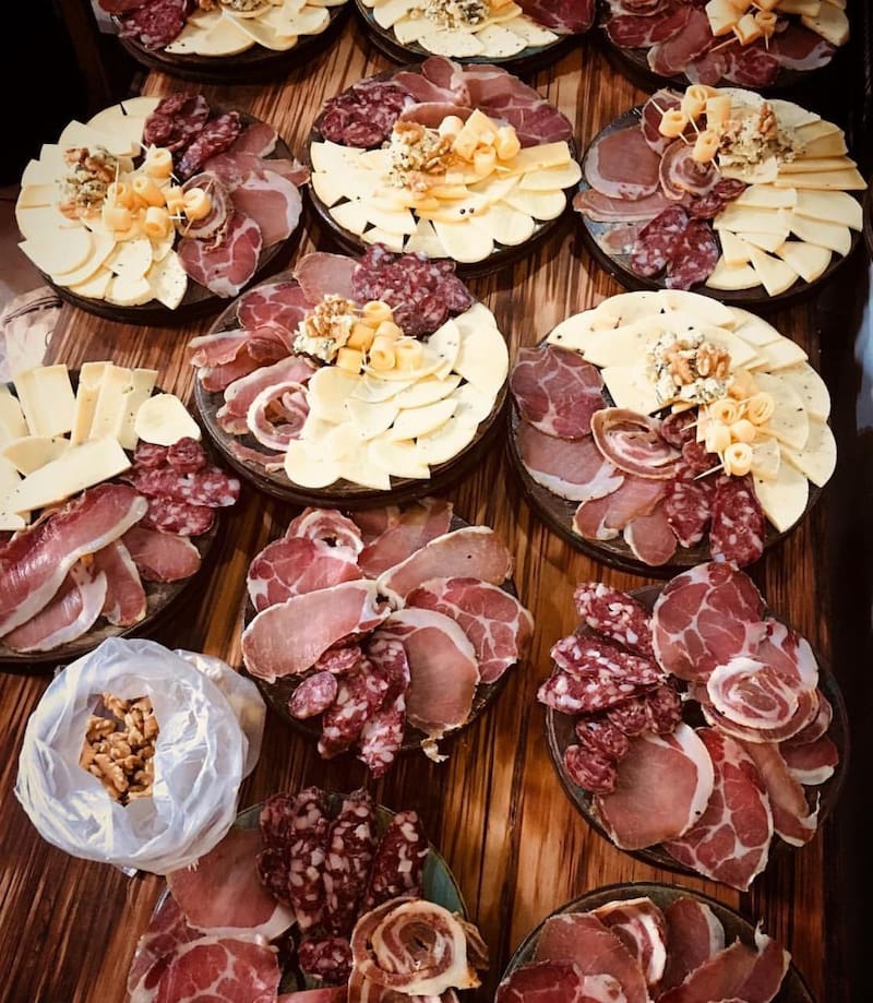 Las picadas son otra alternativa para los restaurantes de campo