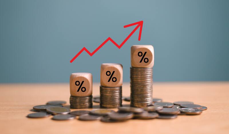 El BCE mantiene los tipos de interés en el 2% pese al impacto de la guerra en Irán y la subida de la energía, mientras revisa al alza la inflación y a la baja el crecimiento.