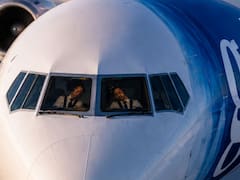 Ambos pilotos volaban un avión Bombardier con más de 40 pasajeros a bordo, se quedaron dormidos y el avión pasó de largo