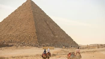 No se construyeron con humanos | Este es el verdadero origen de las pirámides de Egipto: se uso una tecnología muy avanzada