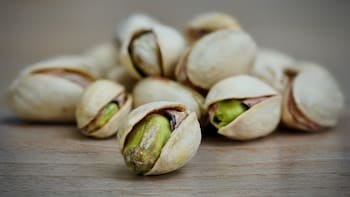 Cómo cultivar tu propio árbol de pistacho: cada cuánto hay que regarlo y cuándo da los primeros frutos