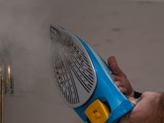 El truco definitivo para quitar las manchas amarillas de la plancha: solo necesitas sal y vinagre