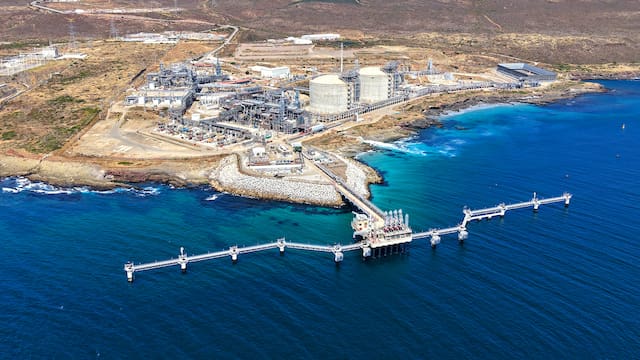 La energética binacional Sempra Infraestructura cambia de CEO tras la compra del fondo KKR