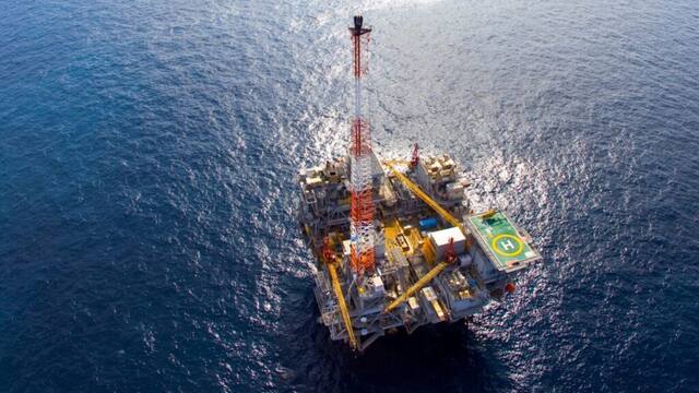 Carlos Slim acuerda compra de Fieldwood Energy con la rusa Lukoil en medio de presiones de EEUU