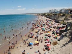 Por la máxima ocupación de enero, suben los alquileres en los principales balnearios de la Costa Atlántica