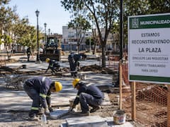 Tras años parada, el Gobierno reconstruye la plaza más peligrosa del municipio