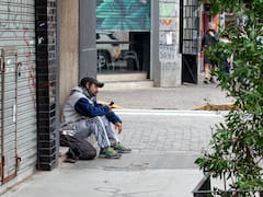 Endeudarse para comer: seis de cada diez hogares bonaerenses usan créditos para comprar alimentos
