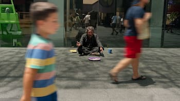 La pobreza cayó al 28,2% en el segundo semestre de 2025 y la indigencia al 6,3%