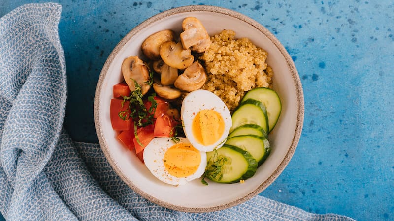 Pocos lo saben: cuál es la mejor forma de comer huevo y aprovechar todos sus nutrientes