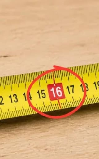 Muy pocos lo saben. Para qué sirven los números rojos de la cinta métrica y por qué están