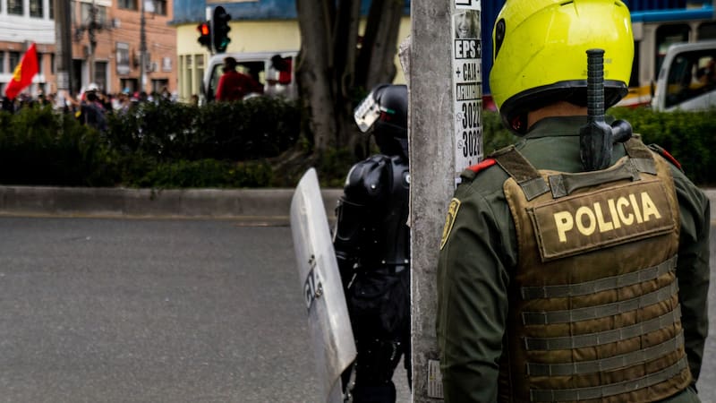 El dron hallado en Kennedy contenía 258 gramos de C4 y estaba equipado con fibra óptica para evadir los sistemas de inhibición.