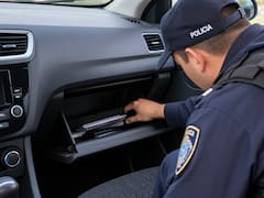 Ya es oficial | En septiembre, el Gobierno enviará policías para revisar todas las guanteras y anular la licencia de conducir
