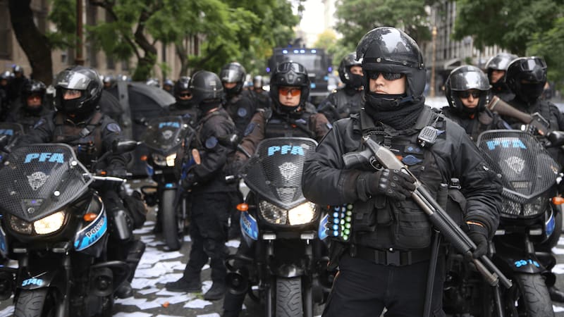 Cuánto cobrarán policías, gendarmes y prefectos en octubre 2026.