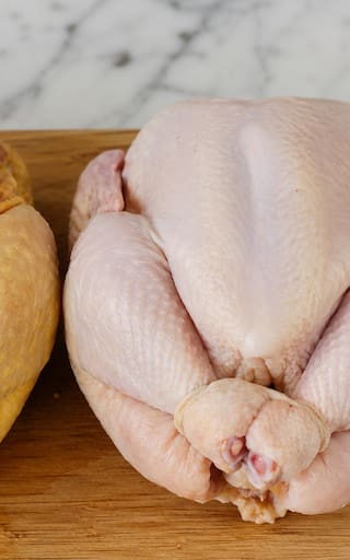 Pollo con piel amarilla o piel blanca | Cuál es la diferencia y cuál conviene comprar