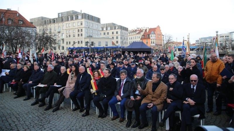 Según Zielenkiewicz y Rogacin, esta cooperación eclesial pretende evitar que resurgan viejas heridas históricas.