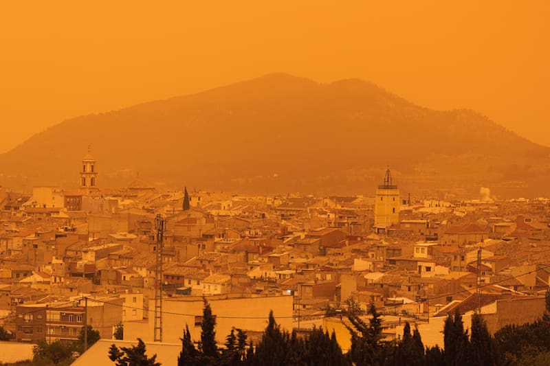 Se acerca un nubarrón de polvo del Sahara que oscurecerá a todo el país. (Fuente: Shutterstock)