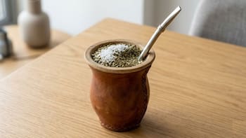 Ponerle ralladura de coco al mate: para qué sirve y por qué los expertos en nutrición recomiendan hacerlo