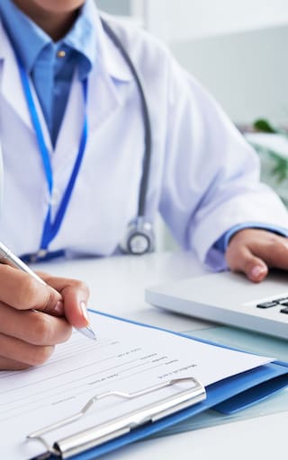 IA en salud: cómo la inteligencia artificial está acelerando la investigación médica y el desarrollo de fármacos