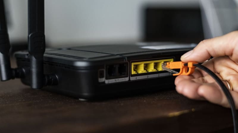 Poner una lata arriba del módem de wifi: para qué sirve y por qué lo recomiendan