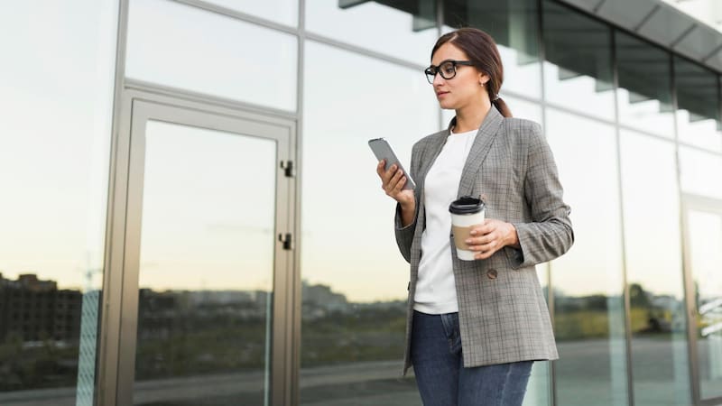 Por qué llegar demasiado temprano al trabajo podría ser motivo de despido