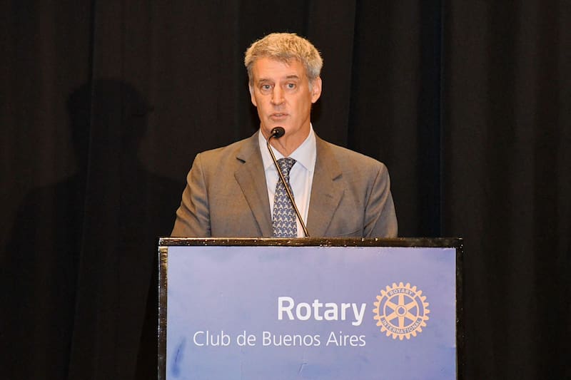 Prat-Gay dijo que Argentina necesita "un modelo económico que vuelva a generar esperanza" (Fuente: Rotary Club)