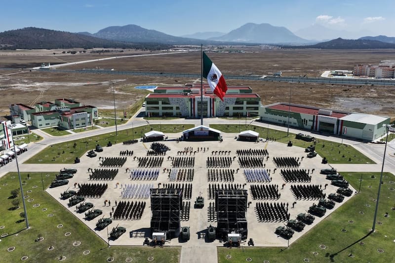 Mujeres en el Ejército Méxicano.
