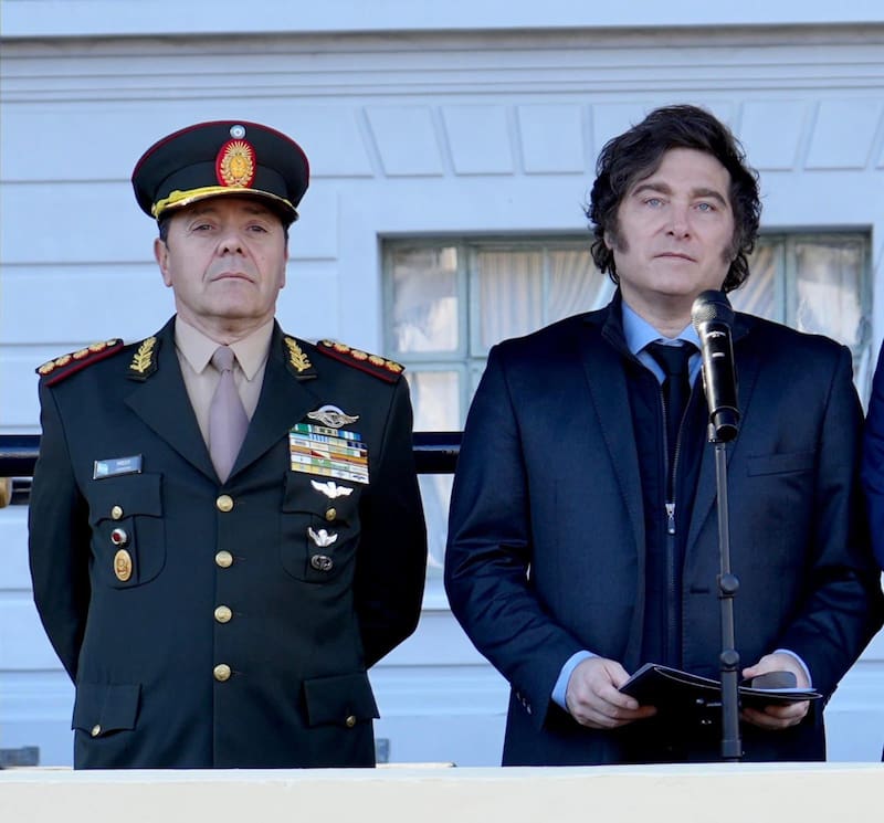 Carlos Alberto Presti, Ministro de Defensa - Javier Milei, Presidente de Argentina