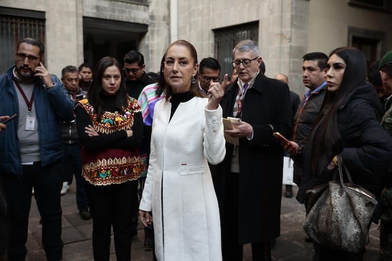 Un fuerte sismo de magnitud 6,5 sacude el centro en México.