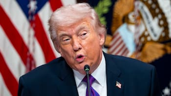 Estados Unidos se mete en el Buró de Crédito y toma el control de casi todo el negocio: cómo se verá afectado el historial de los mexicanos