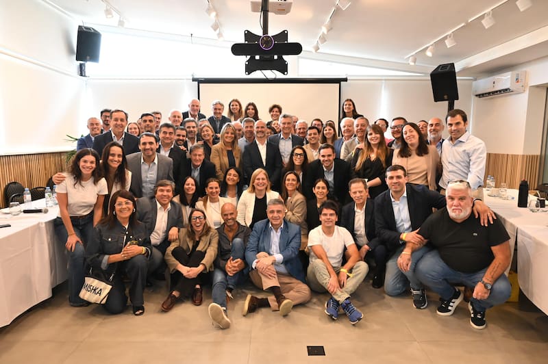 En octubre de 2025, Macri encabezó la reunión de cúpula del partido PRO en el bunker de San Telmo